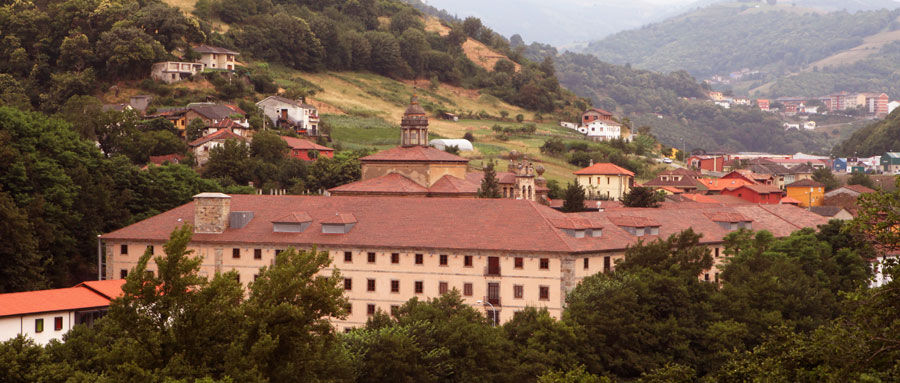 Parador De Corias Exterior photo